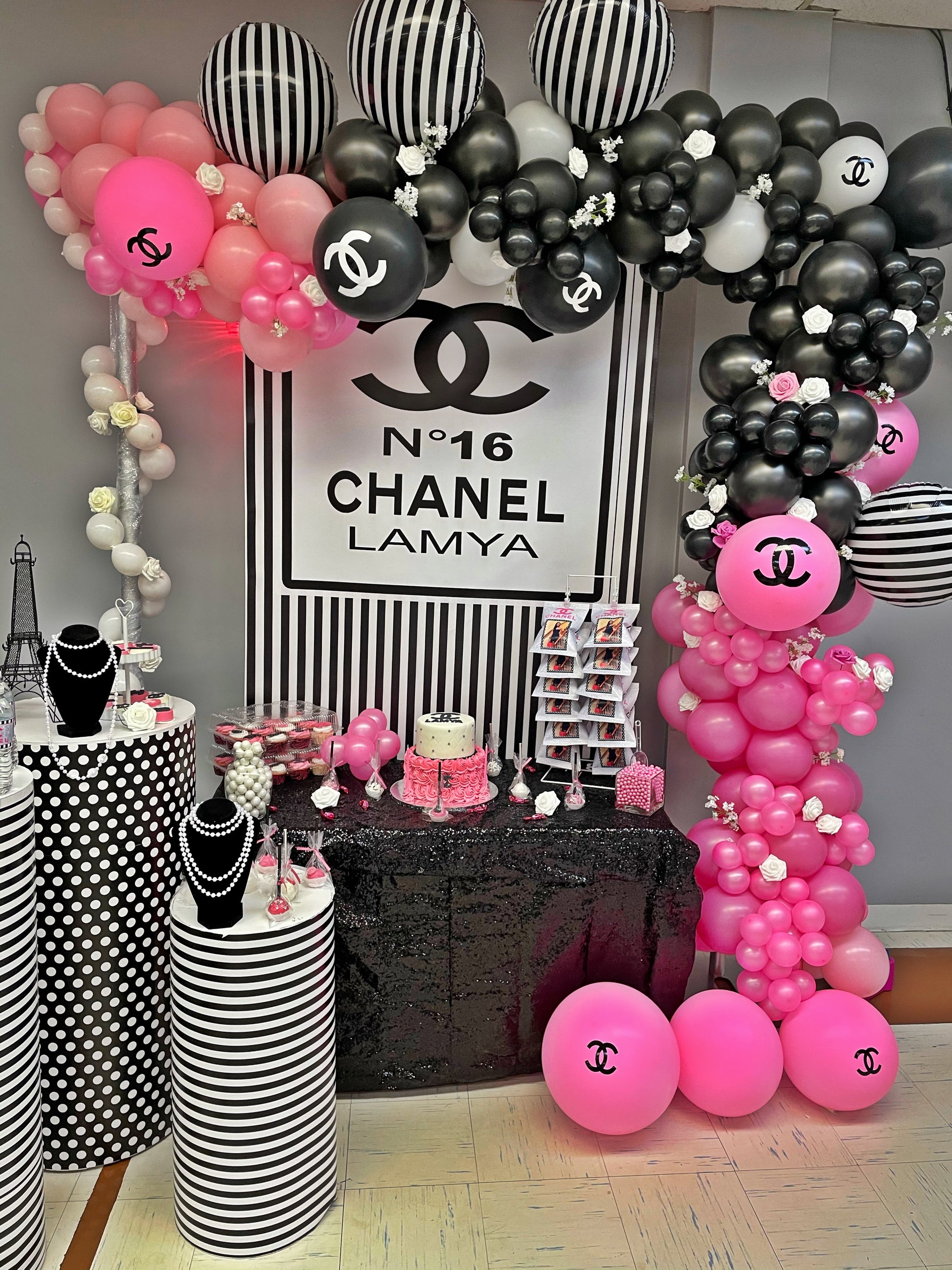chanel gift bags for decoration